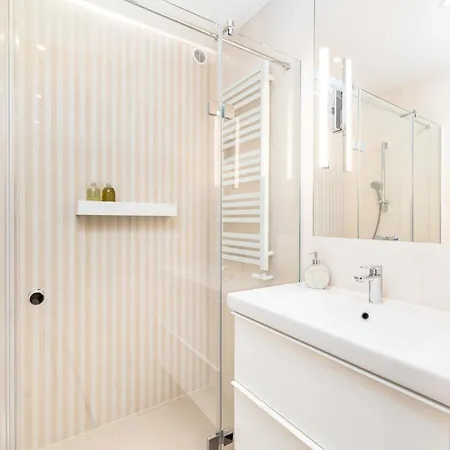 Apartament Krucza By Your Freedom Varšava Exteriér fotografie
